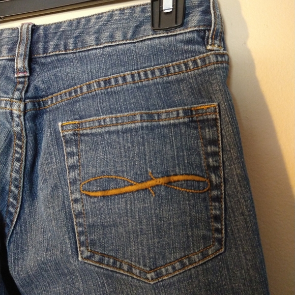 Embroidered Jeans. The Limited. - Picture 8 of 10